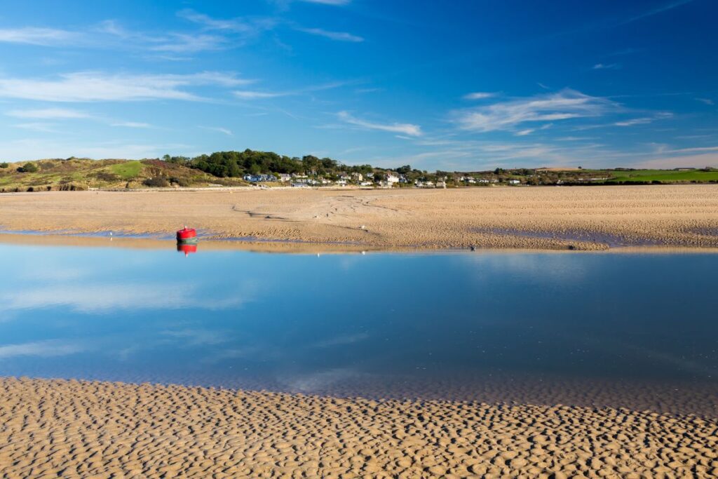 rock to padstow view across the estuary