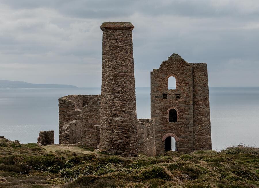 Wheal cotes engine house at St Agnes